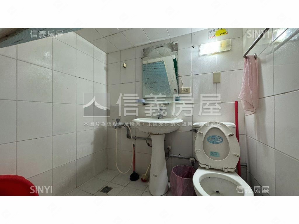 中清路！強！稀有角間透天房屋室內格局與周邊環境