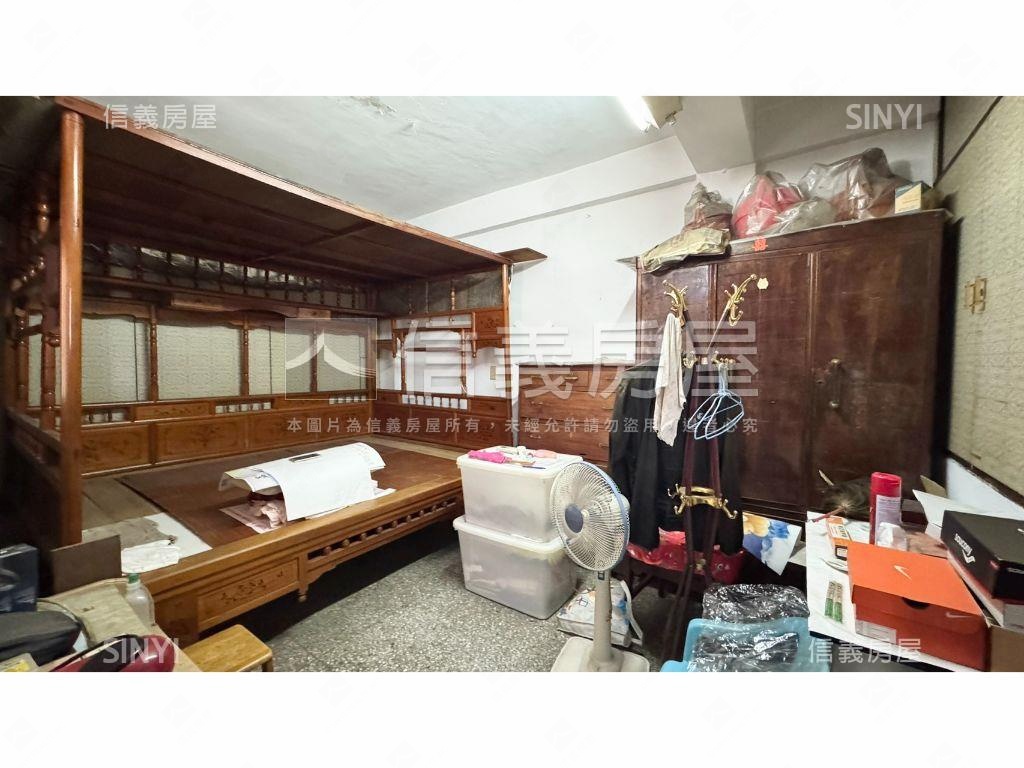 中清路！強！稀有角間透天房屋室內格局與周邊環境