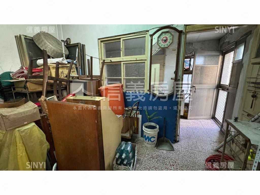 中清路！強！稀有角間透天房屋室內格局與周邊環境