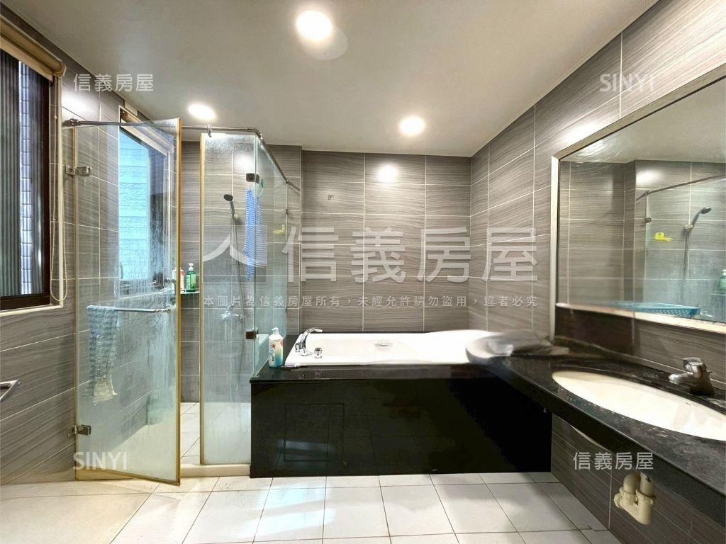 光庭綠境雙車首席墅房屋室內格局與周邊環境