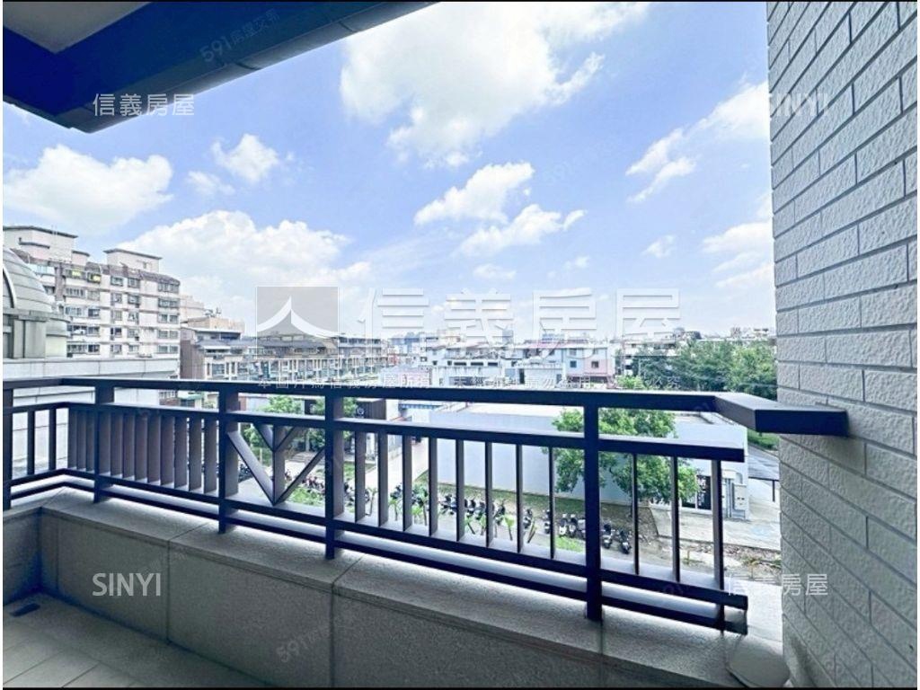 １１期重劃裝潢奢華宅房屋室內格局與周邊環境