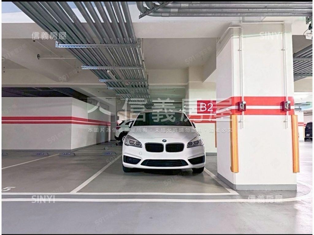 １１期重劃裝潢奢華宅房屋室內格局與周邊環境