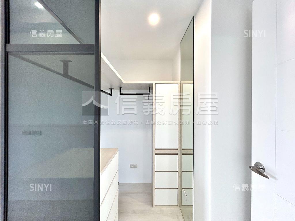 東園綻稀有美二房車位房屋室內格局與周邊環境