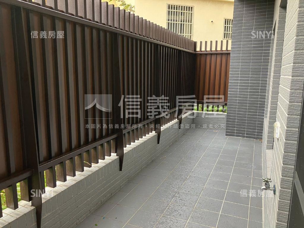 和美全新兩房附平面車位房屋室內格局與周邊環境