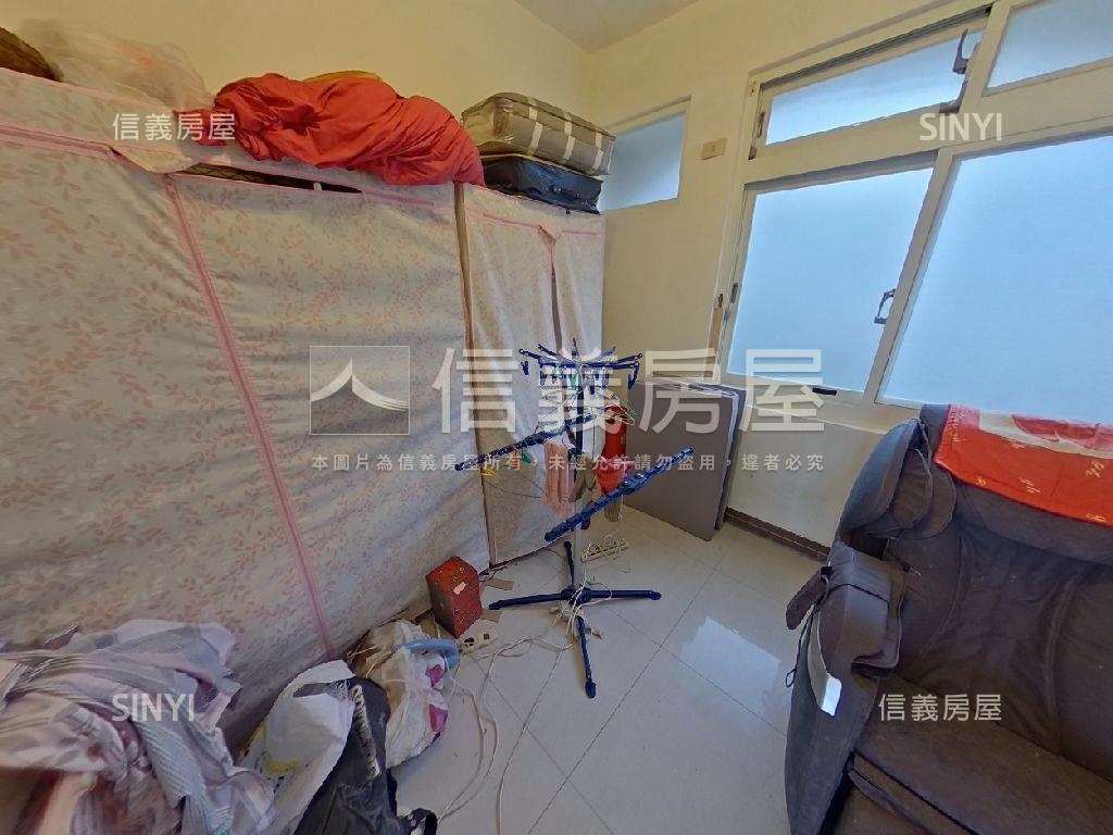 誠售．堪農山莊景觀宅邸房屋室內格局與周邊環境