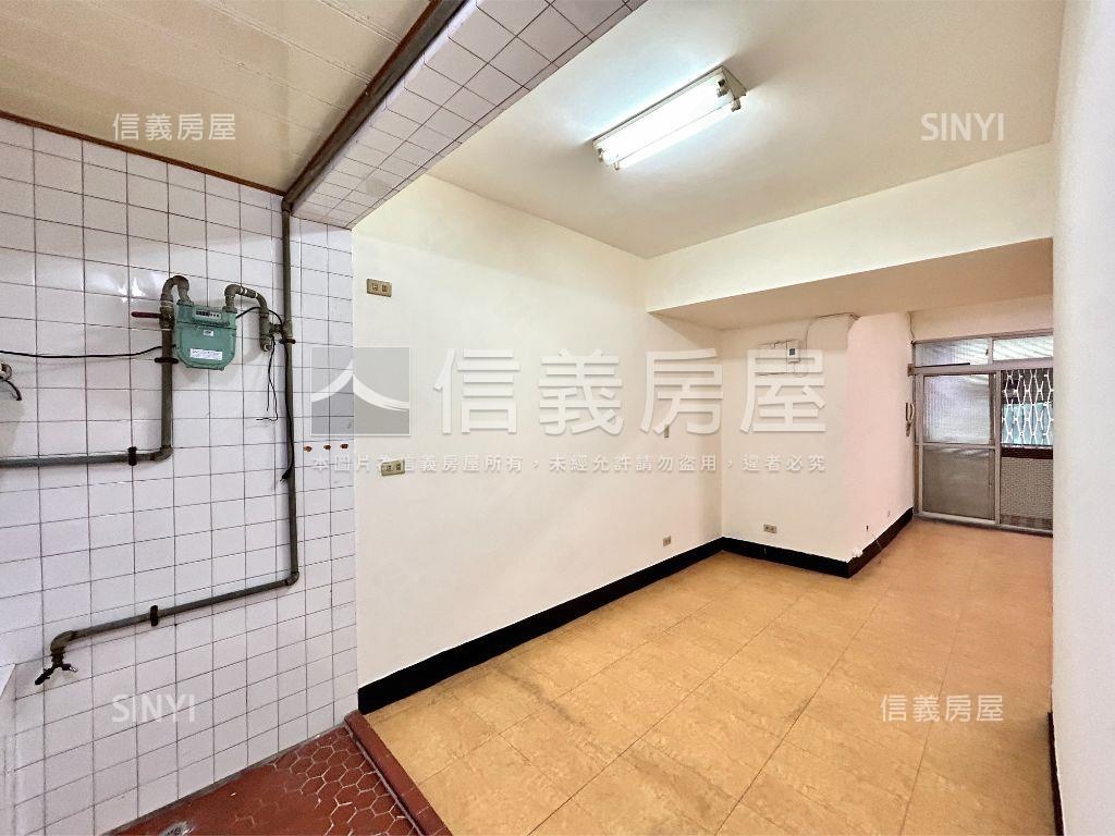 ＨＡＯ成家近網溪國小三房房屋室內格局與周邊環境