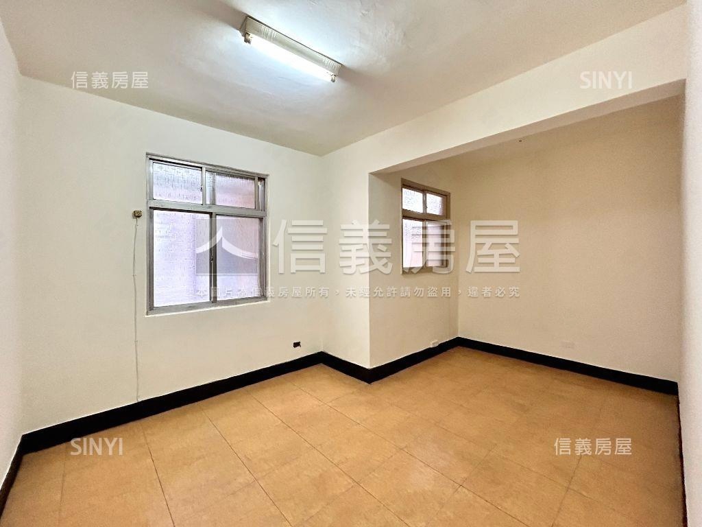 ＨＡＯ成家近網溪國小三房房屋室內格局與周邊環境