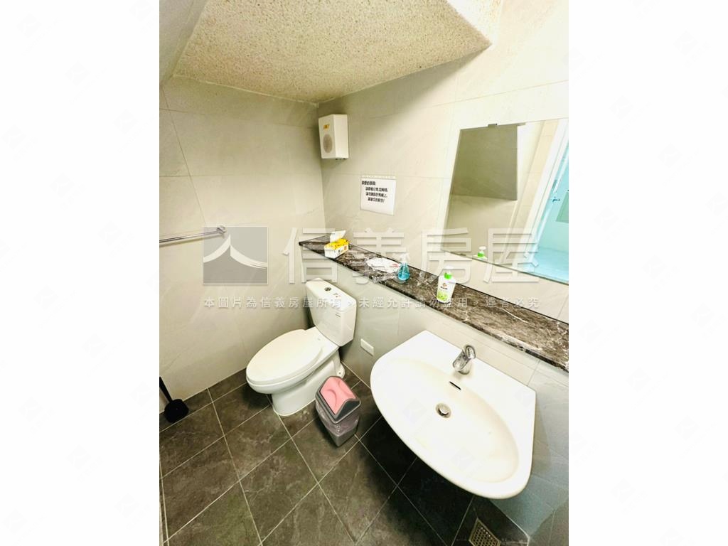 南科信義街店面房屋室內格局與周邊環境