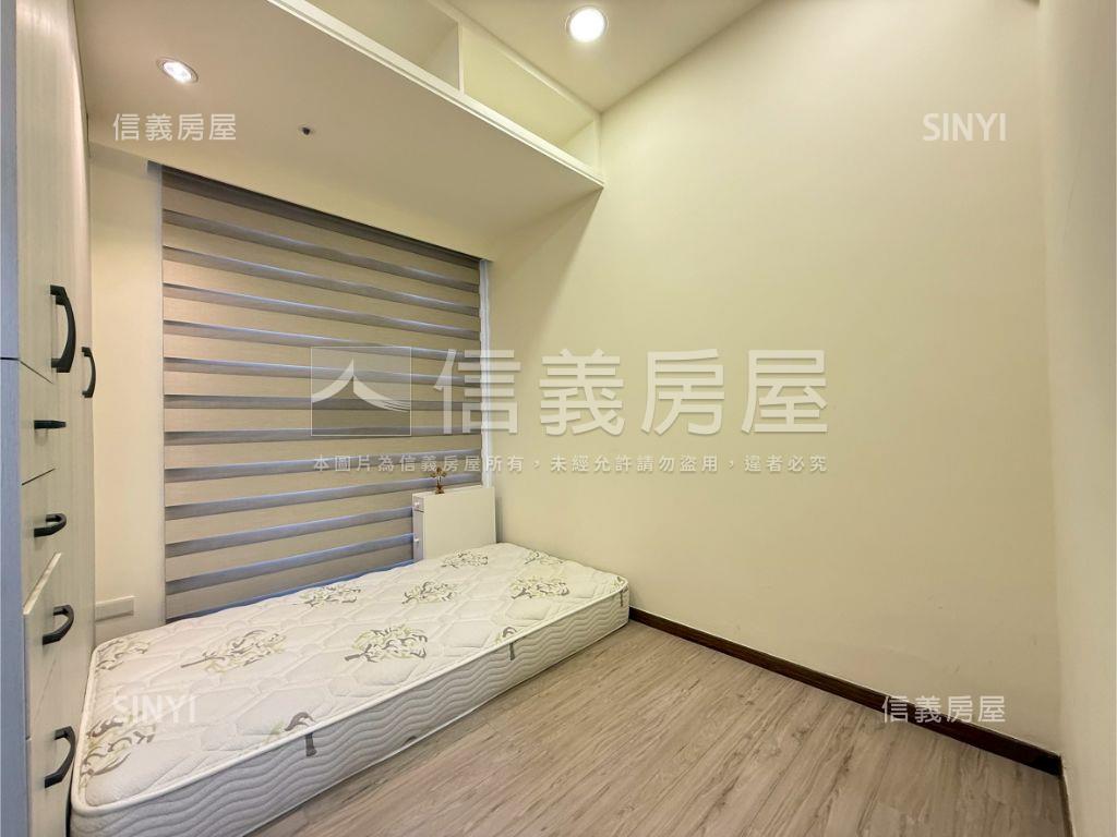 晶麒邊間兩房帶車位房屋室內格局與周邊環境