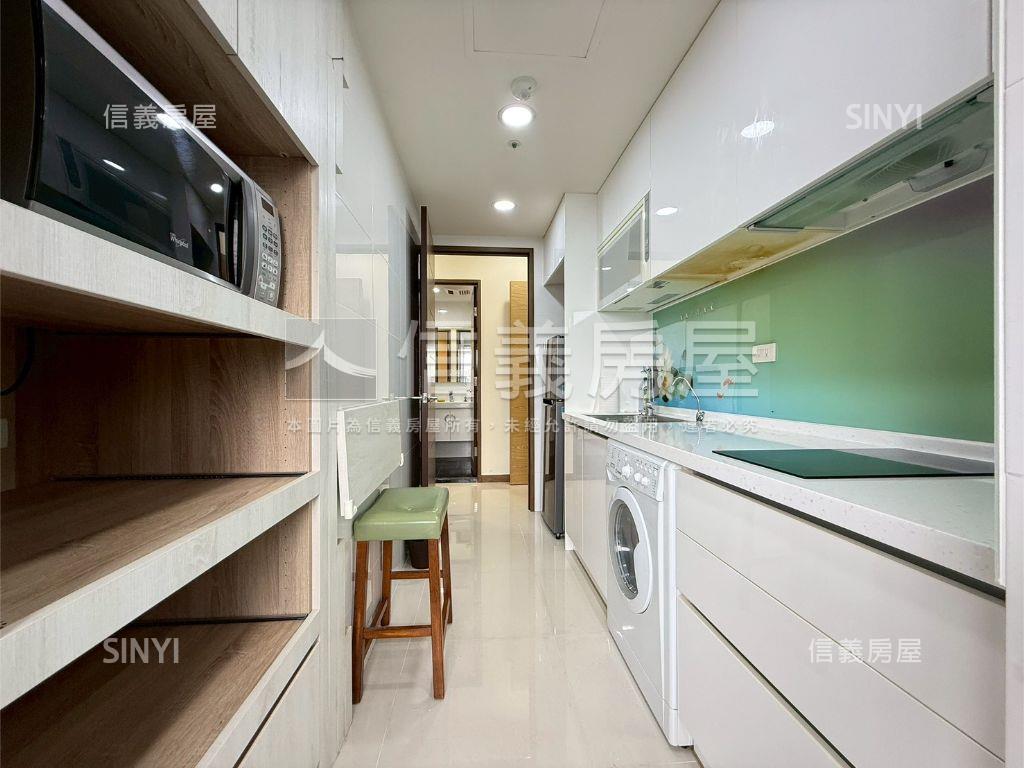 晶麒邊間兩房帶車位房屋室內格局與周邊環境