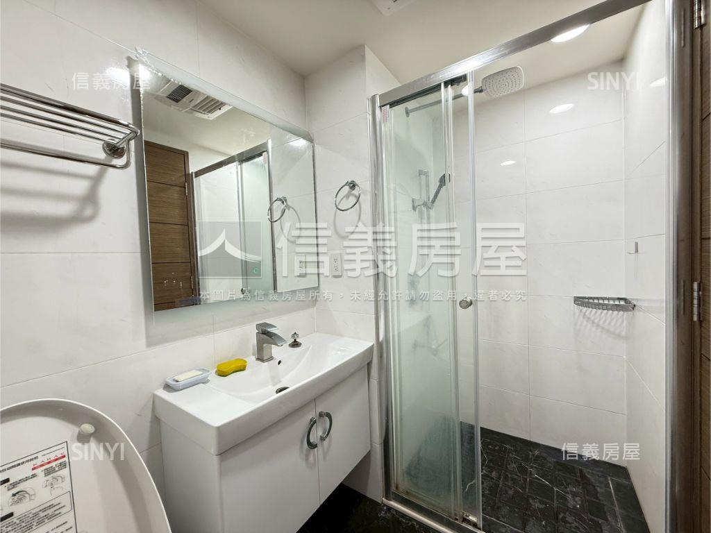 晶麒邊間兩房帶車位房屋室內格局與周邊環境