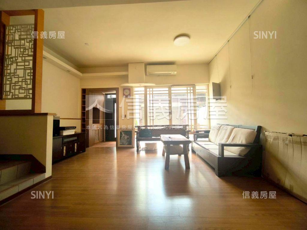 南勢８米路前庭院溫馨透天房屋室內格局與周邊環境