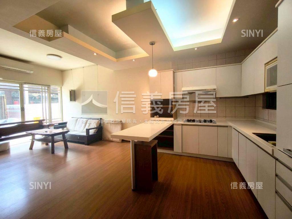 南勢８米路前庭院溫馨透天房屋室內格局與周邊環境