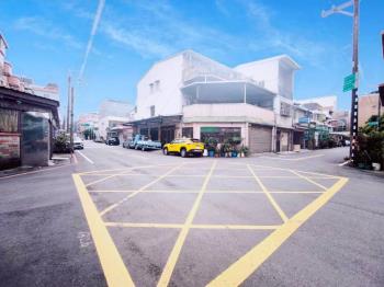 南勢８米路前庭院溫馨透天