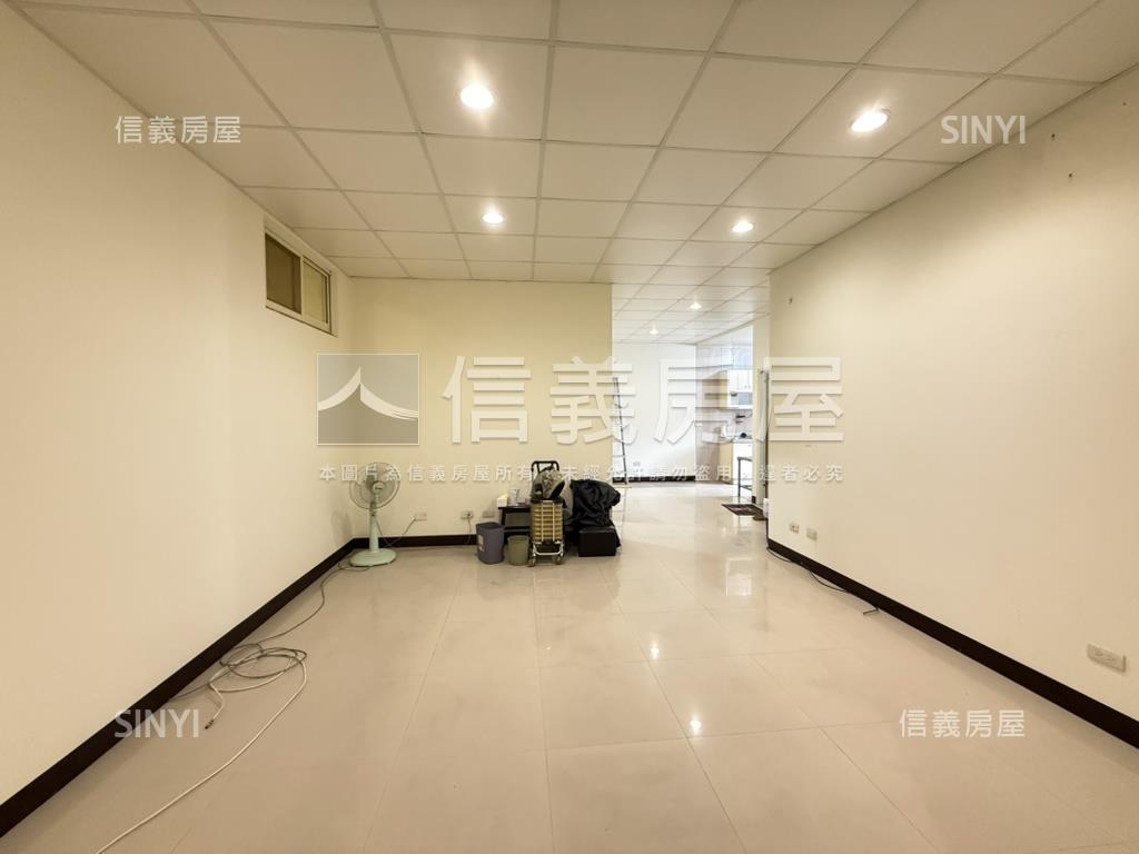 近火車站華廈大三房房屋室內格局與周邊環境