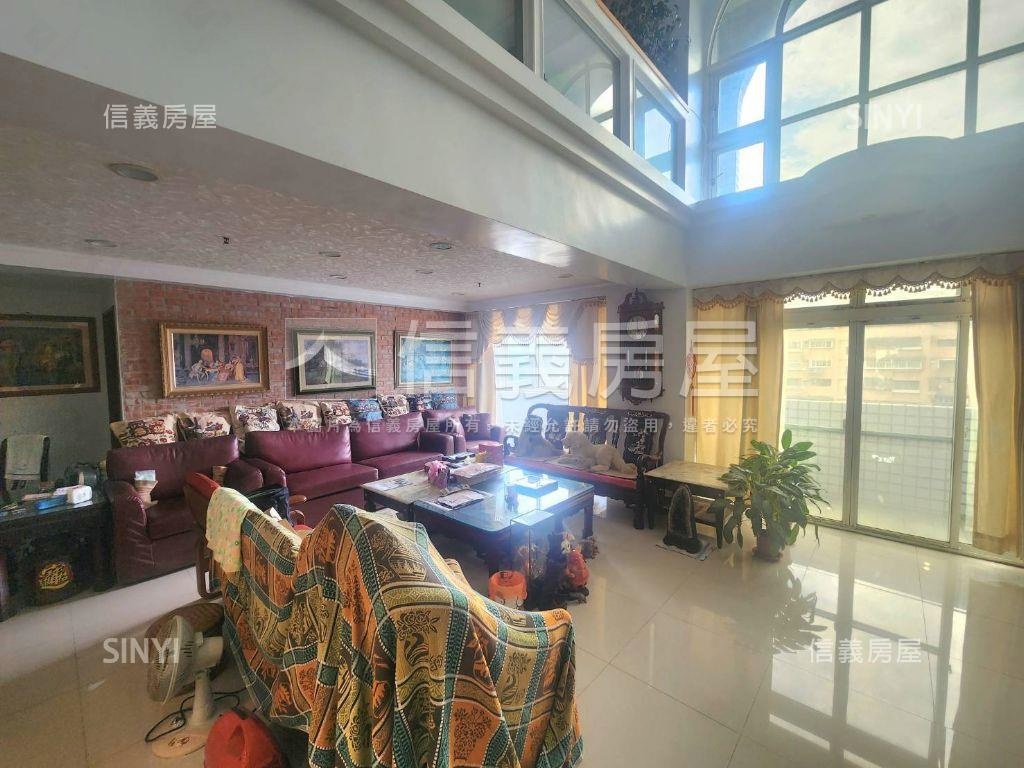 急售三峽ＭＲＴ朝南樓中樓房屋室內格局與周邊環境