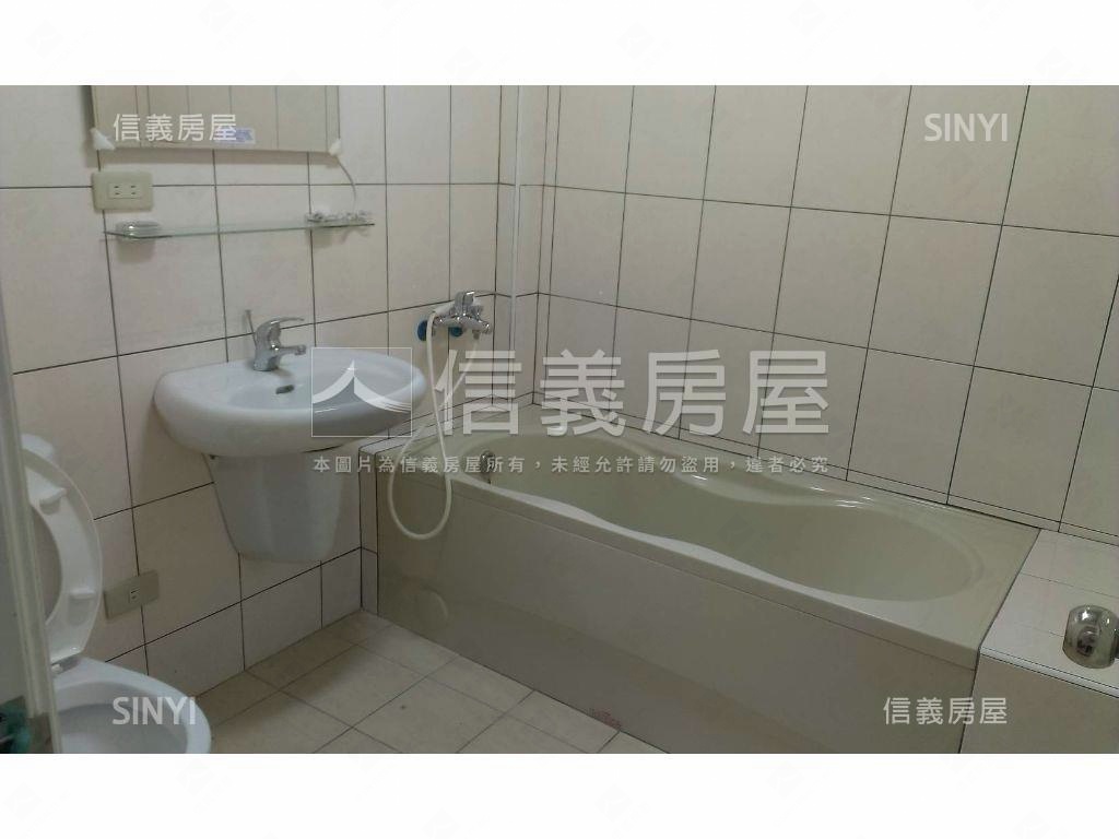 捷運新莊路典雅透天房屋室內格局與周邊環境