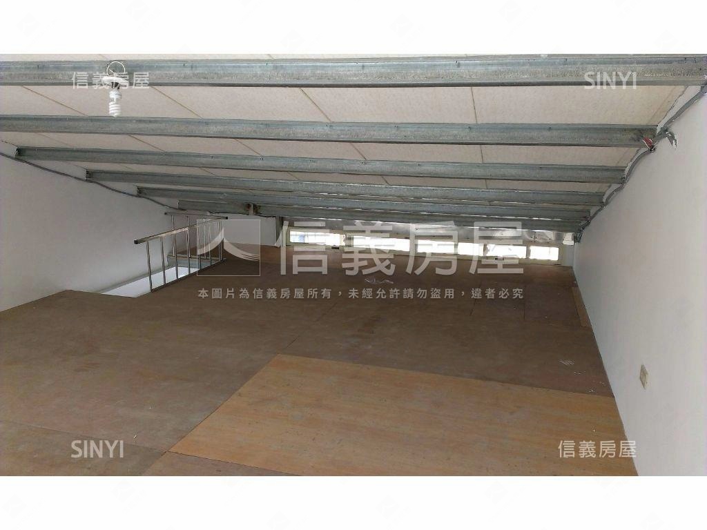 捷運新莊路典雅透天房屋室內格局與周邊環境