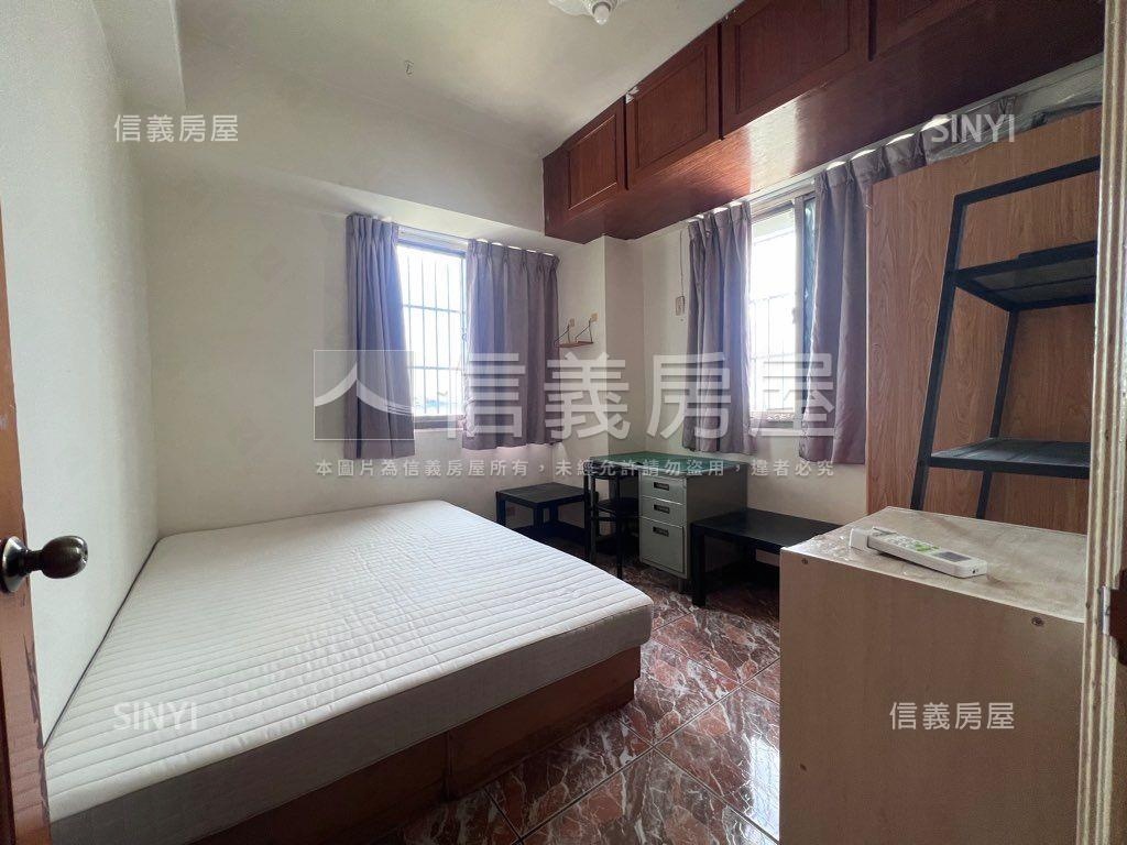 逢甲稀有電梯四房房屋室內格局與周邊環境