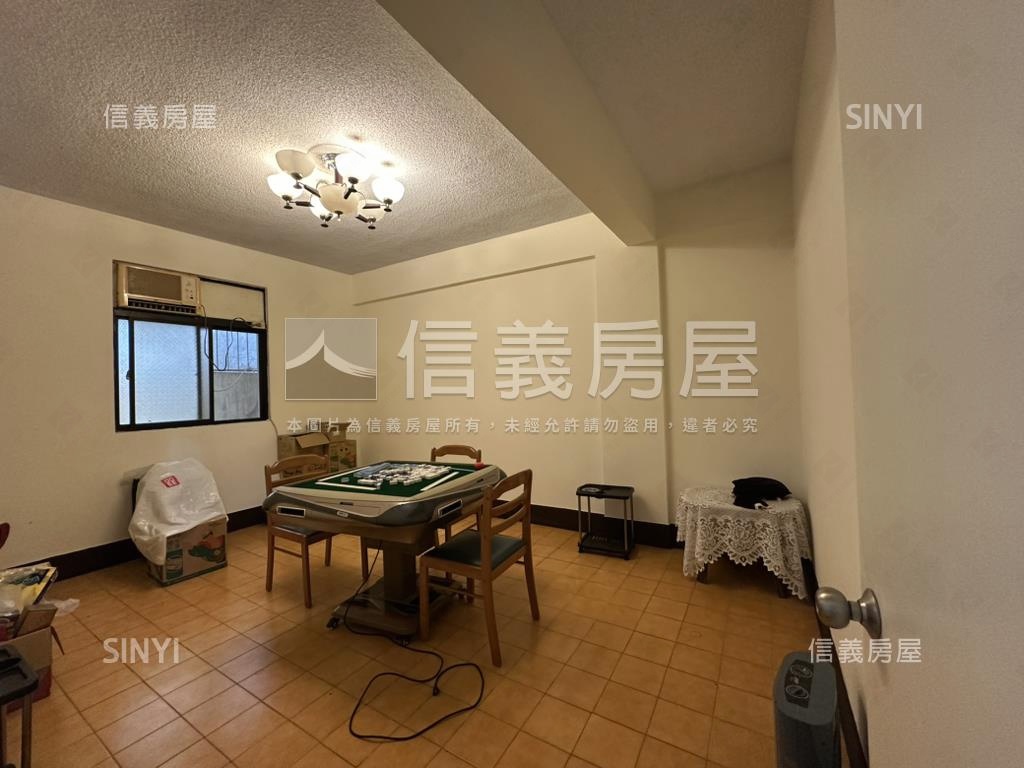 永安街靜巷．庭院車庫公寓房屋室內格局與周邊環境