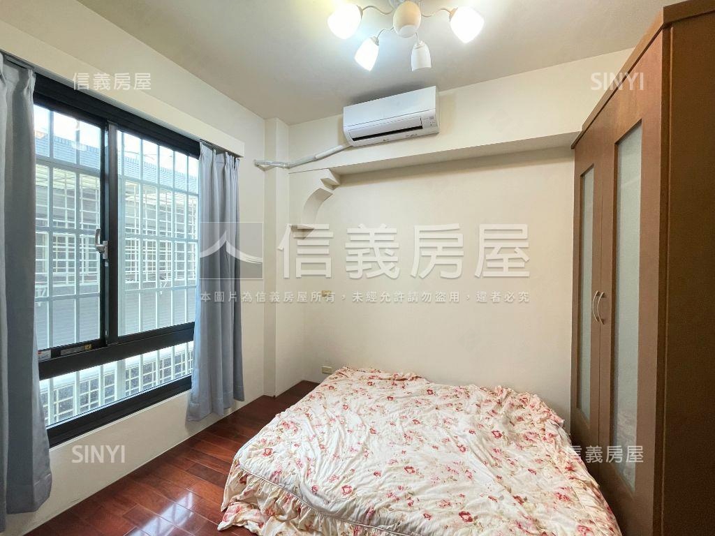 小港正街大地坪面寬透天房屋室內格局與周邊環境