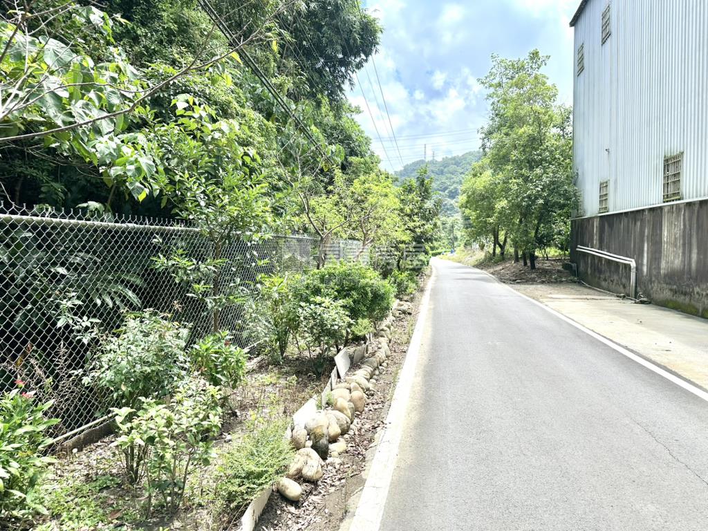 稀有釋出泰山自強段土地房屋室內格局與周邊環境