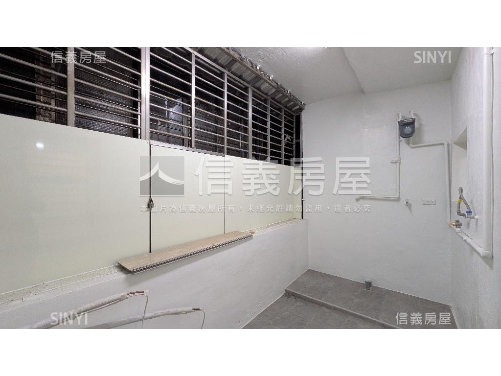 仁愛街全新裝潢免爬高美寓房屋室內格局與周邊環境