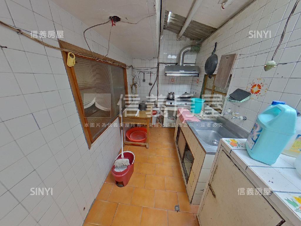 師大低總價透天房屋室內格局與周邊環境