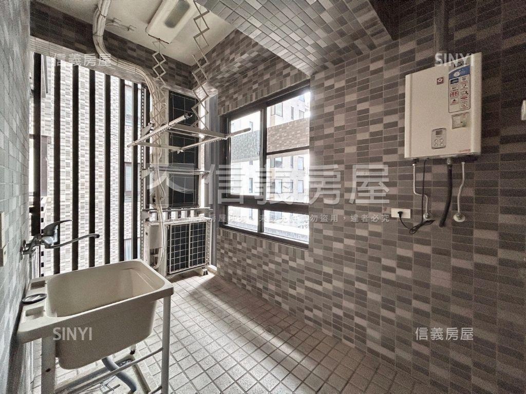 超美工業風世界島房屋室內格局與周邊環境