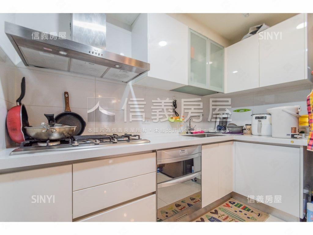 湛高峰電車友善勝利學區宅房屋室內格局與周邊環境