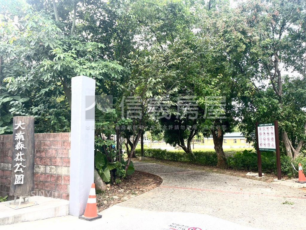 稀有公寓一樓有車位房屋室內格局與周邊環境