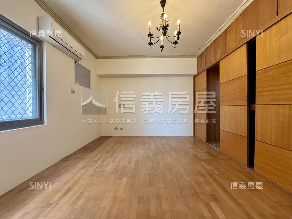 巨蛋全誠遠見麗景高樓三房房屋室內格局與周邊環境