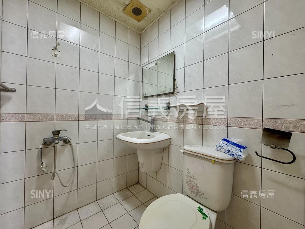 巨蛋全誠遠見麗景高樓三房房屋室內格局與周邊環境