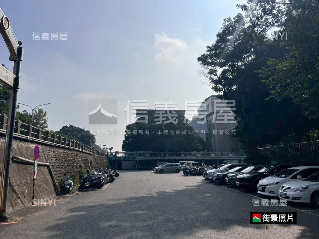 近公園稀有北區邊間土地房屋室內格局與周邊環境