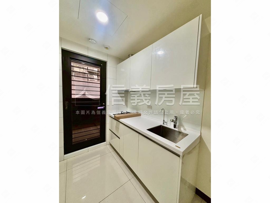 【新案】松德８８雙衛浴房屋室內格局與周邊環境