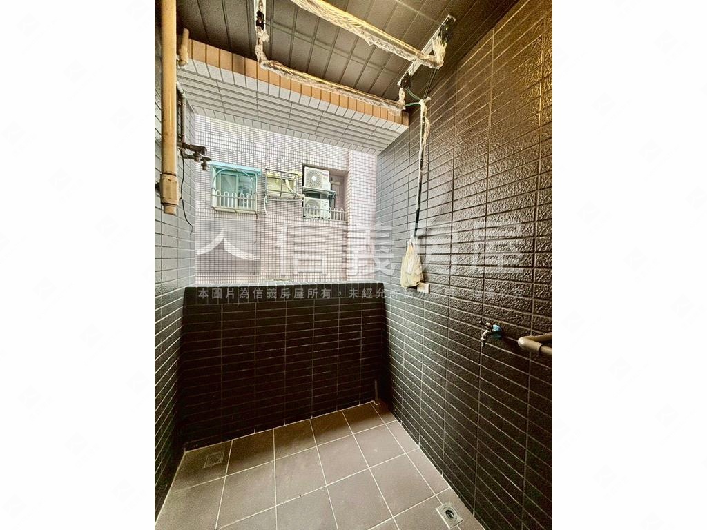 【新案】松德８８雙衛浴房屋室內格局與周邊環境