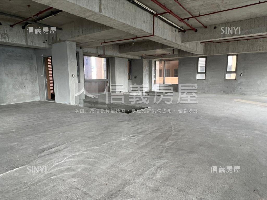 鄉林皇居看秋紅谷附雙平車房屋室內格局與周邊環境