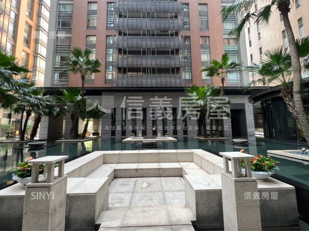 鄉林皇居看秋紅谷附雙平車房屋室內格局與周邊環境