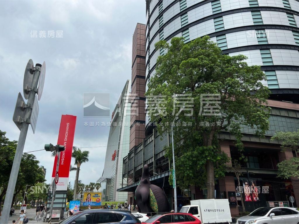 鄉林皇居看秋紅谷附雙平車房屋室內格局與周邊環境