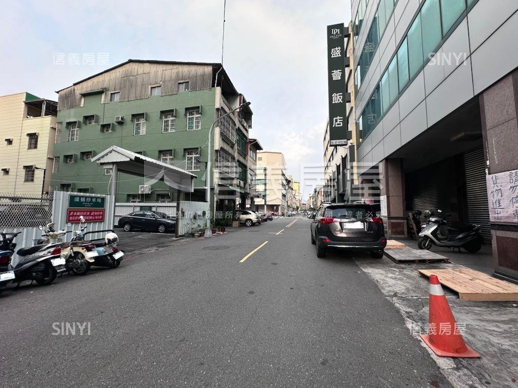 稀有近火車站商業用地房屋室內格局與周邊環境