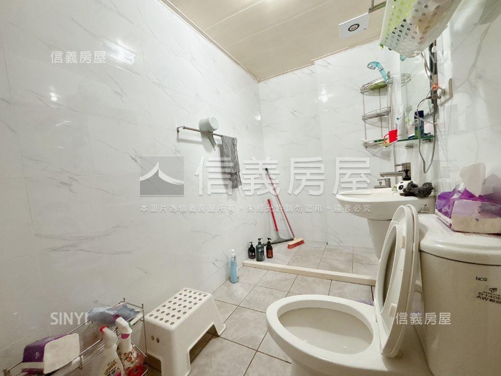 稀有！新光學區臨路透天房屋室內格局與周邊環境