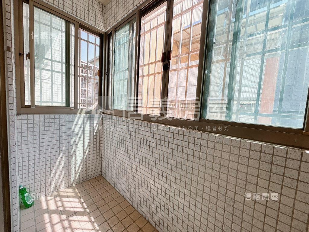 稀有！新光學區臨路透天房屋室內格局與周邊環境