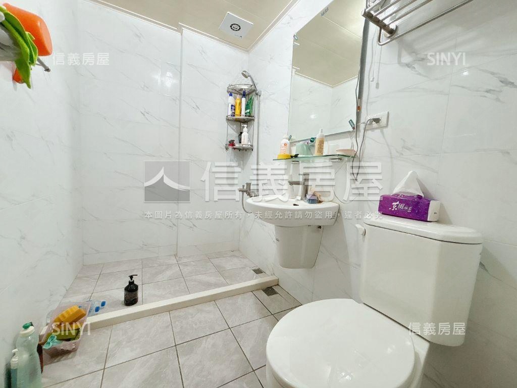 稀有！新光學區臨路透天房屋室內格局與周邊環境