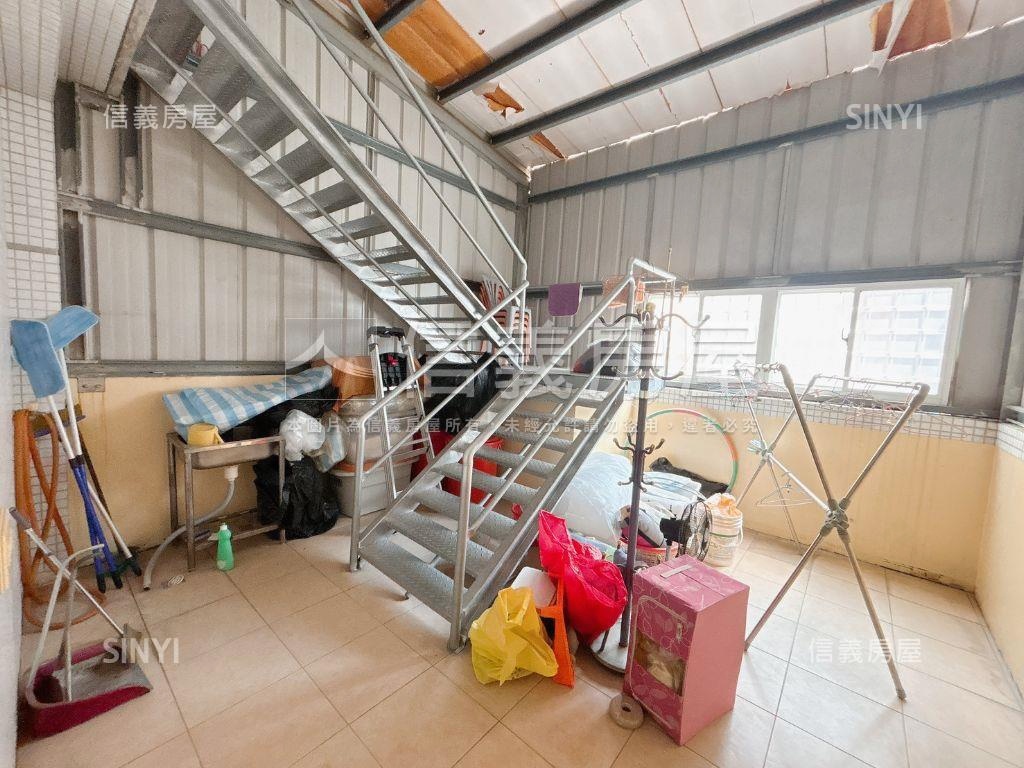 稀有！新光學區臨路透天房屋室內格局與周邊環境