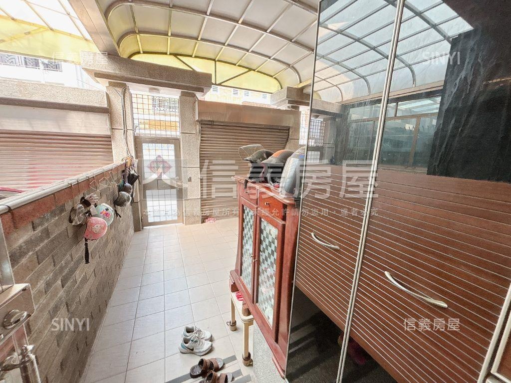 稀有！新光學區臨路透天房屋室內格局與周邊環境
