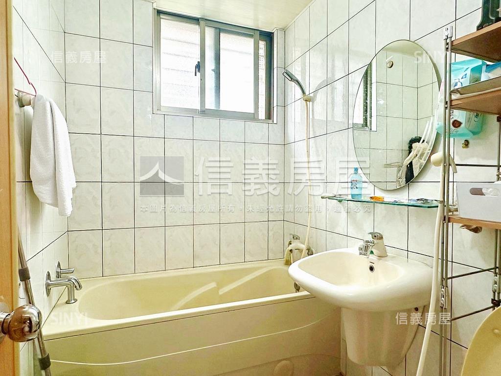 榮星◆邊間３房美寓２樓房屋室內格局與周邊環境