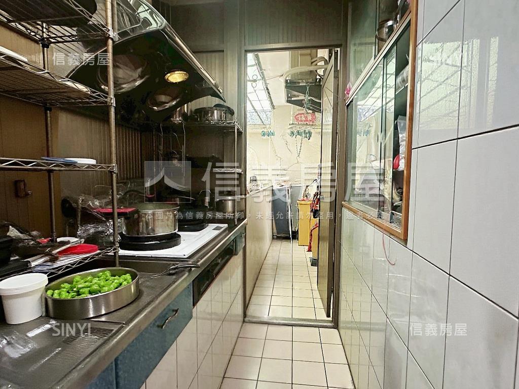 榮星◆邊間３房美寓２樓房屋室內格局與周邊環境