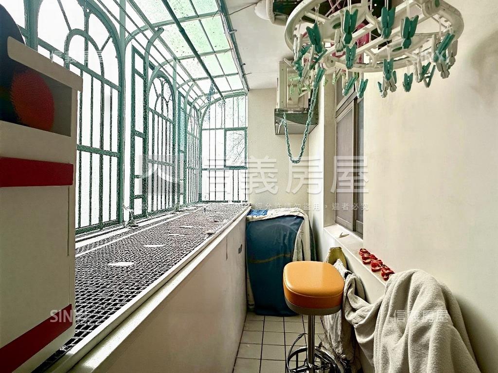 榮星◆邊間３房美寓２樓房屋室內格局與周邊環境