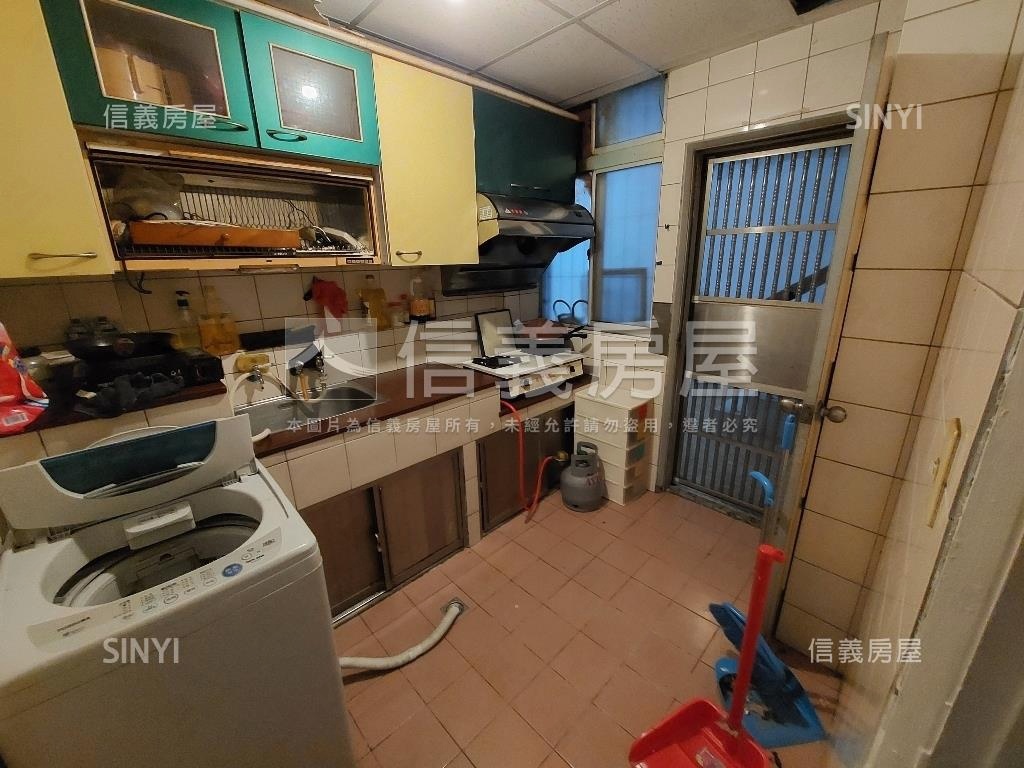 吉美一品後方店面１＋２樓房屋室內格局與周邊環境