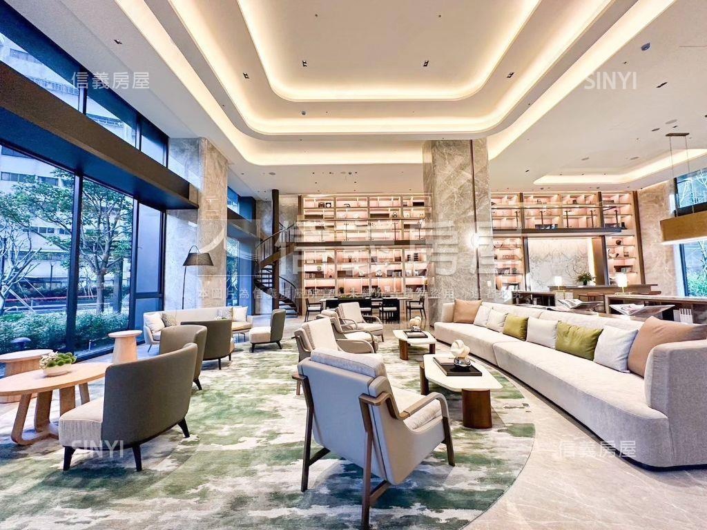 美術白天鵝高樓邊間平車房屋室內格局與周邊環境